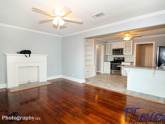 3rd image of 2810 Holly St