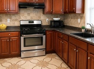 1083 Grove St, Irvington, NJ 07111