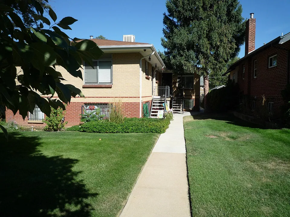 1142 N Fillmore St