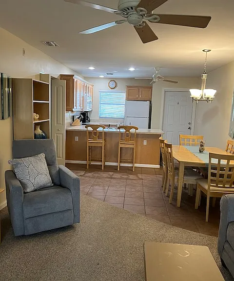 Living room, Dining to kitchen