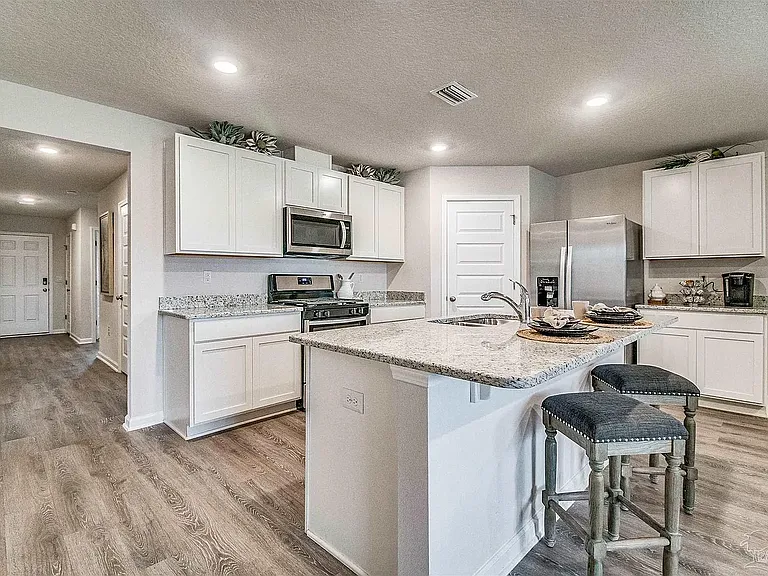 5784 Belmont Stakes Rd — Photo 3
