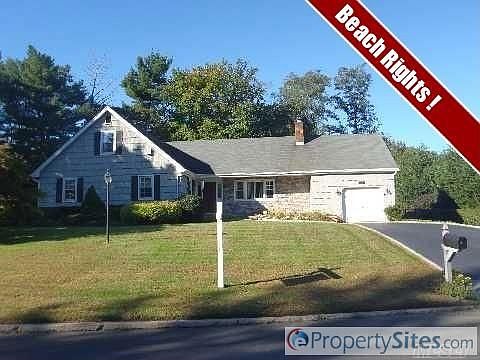 1st image of 14 Pine Edge Dr