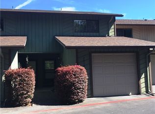 25060 Lake Fenwick Rd S, Kent, WA 98032