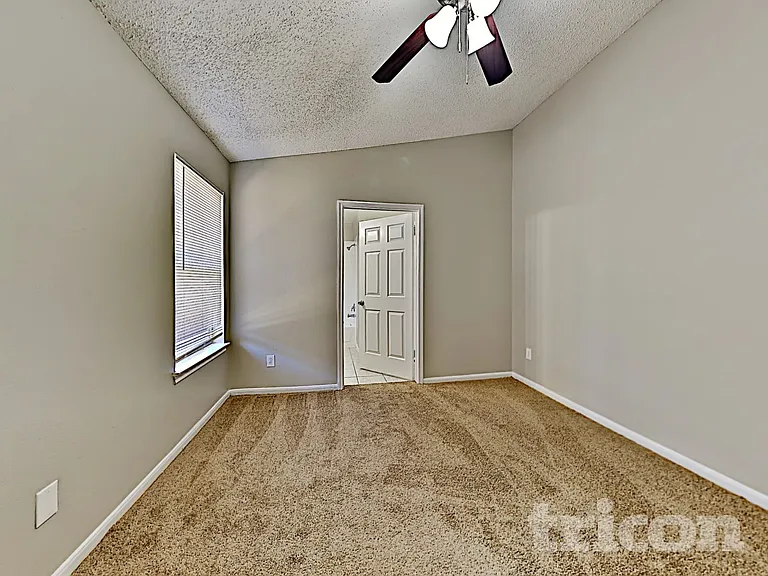 3215 Boynton Dr — Photo 7