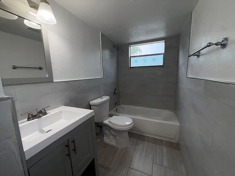 10120 NW 36 St Coral Springs, FL 33065 — Photo 7