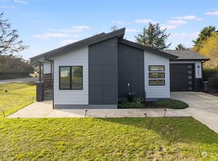 681 Point Brown Ave SW, Ocean Shores, WA 98569