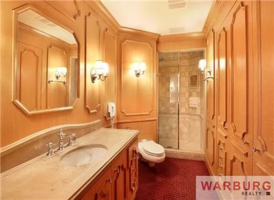 Sold by Warburg | media 3