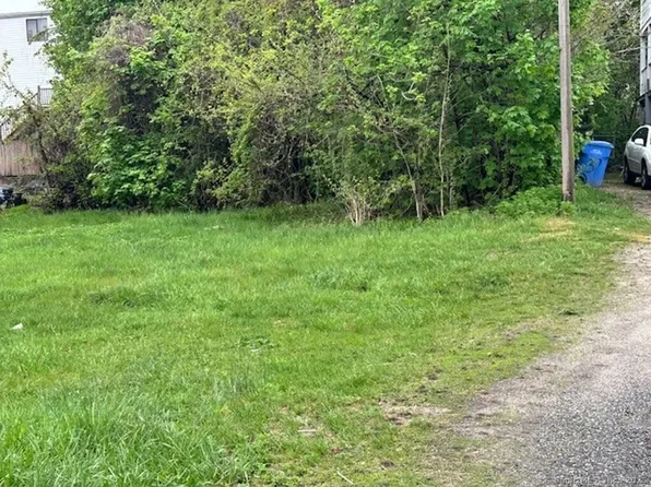 27 North Leonard Street, Waterbury, CT 06708