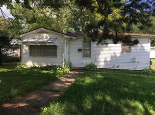 712 S 2nd St, Dardanelle, AR 72834
