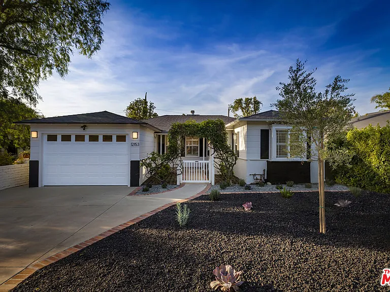 12153 Maxwellton Rd — Photo 1