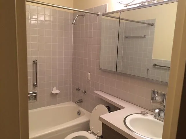 3550 N Lake Shore Dr #1306 — Photo 19