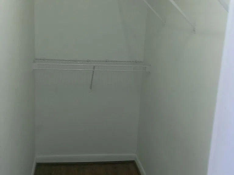 1430 Collegiate Cir — Photo 6