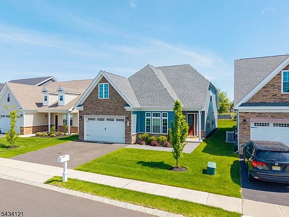 4th image of 22 Samjan Cir