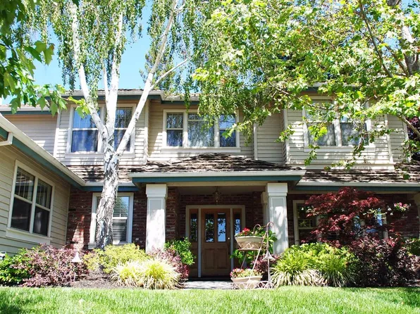 9466 San Paulo Cir, Elk Grove, CA 95624