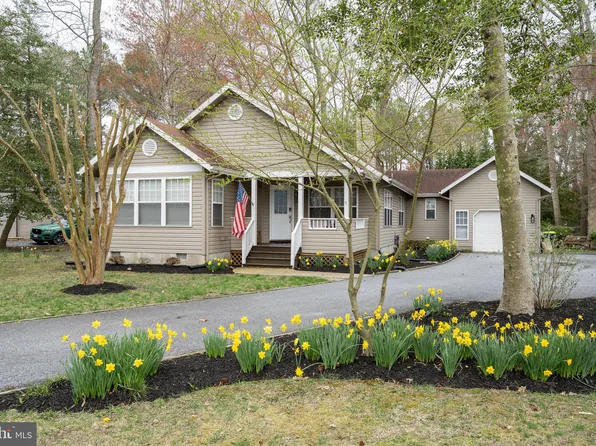 14 Woods Cir, Ocean View, DE 19970