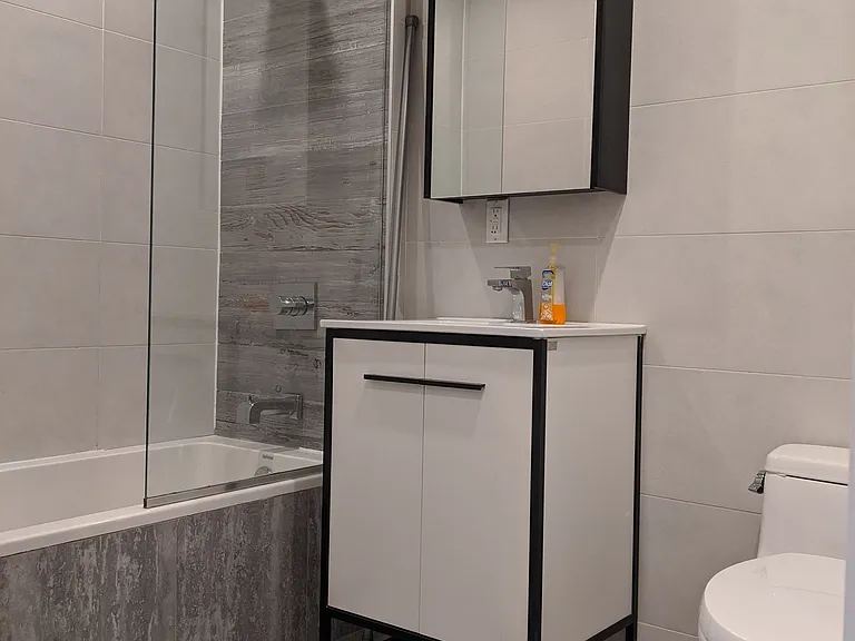 1915 Palmetto St #2 — Photo 5