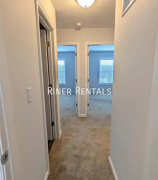 2946 Locust Grove Ct — Photo 33