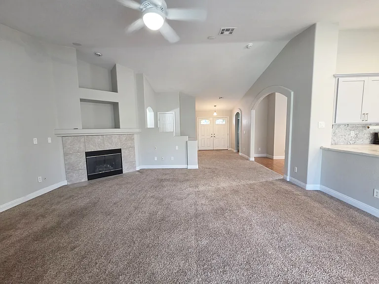 6029 Cocktail Dr — Photo 2
