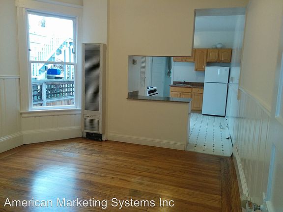 3rd image of 179 Caselli Ave APT 4