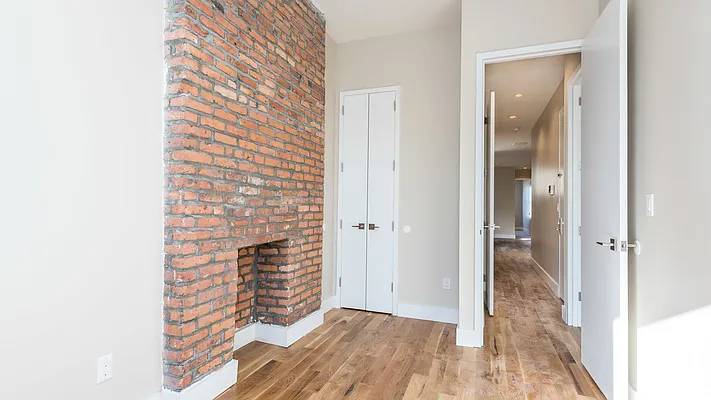 Rented by Nooklyn NYC LLC | media 22