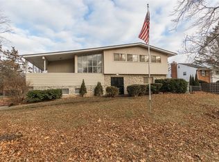 1926 W 65th St, Indianapolis, IN
