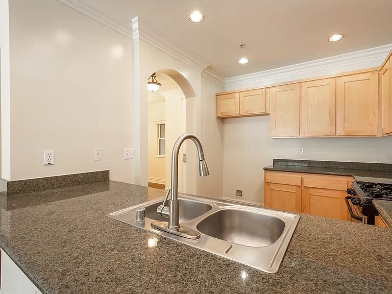 4500 Ledge — Photo 19