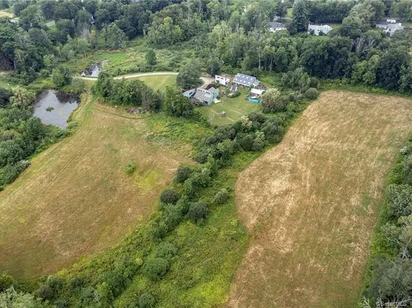 236 Maple Street, Litchfield, CT 06759