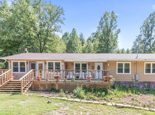 860 Shady Grove Rd, Lancing, TN 37770