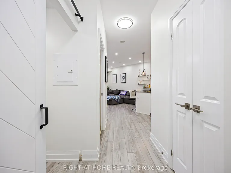 1060 Sheppard Ave W #1521 — Photo 39