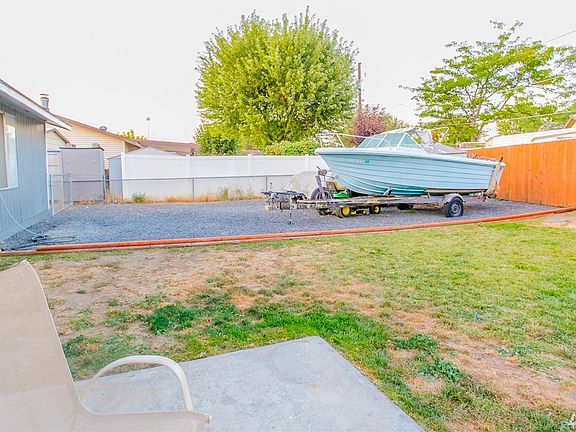 5th image of 825 Sunkist Dr