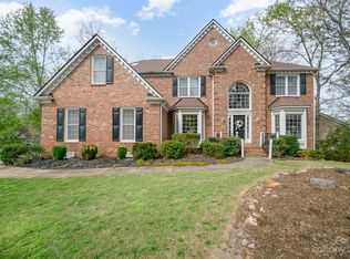 5001 Ridgetop Trl, Charlotte, NC 28215
