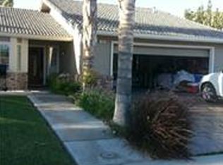 1024 Burlwood Dr, Los Banos, CA 93635