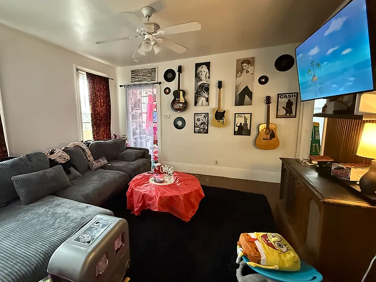 73 Hope St #1 — Photo 6