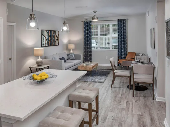 Tuscan Reserve Apartments