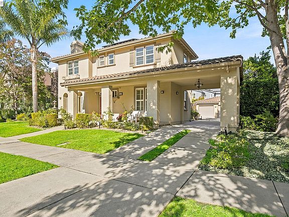 4th image of 2413 Rees Cir