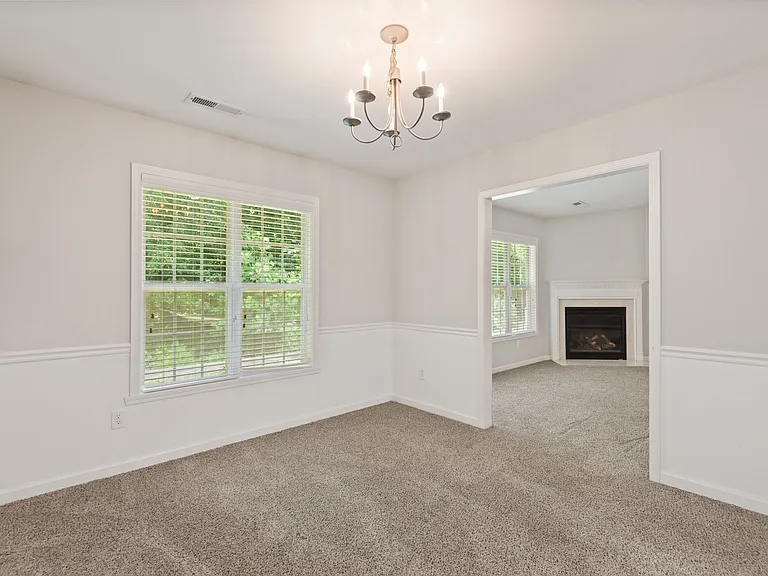 1908 Longburn Dr — Photo 15