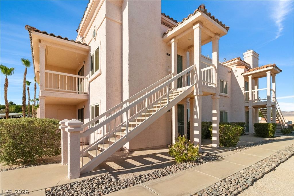 1916 Las Palmas Ln APT 114, Laughlin, NV - View 3