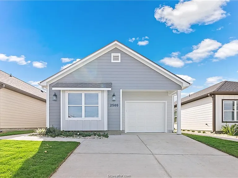 2509 Shady Route Ln — Photo 1