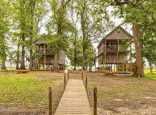 2503 Deerfield Rd, Yazoo City, MS 39194