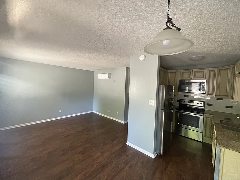 106 Wilshire Ave SW #1 — Photo 7