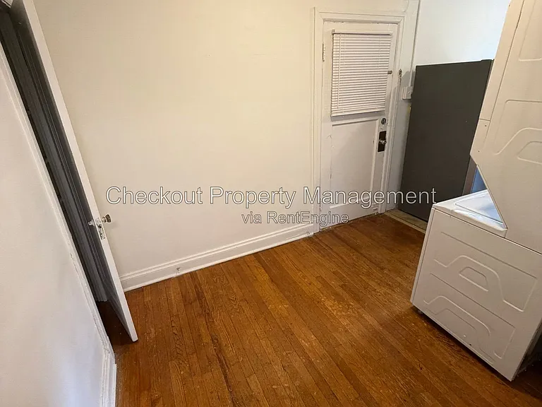7338 Forsyth Blvd #206 — Photo 10
