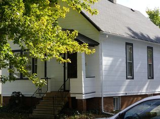 2539 Lewis St, Blue Island, IL