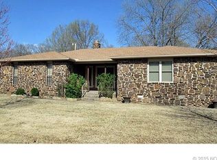 2008 N Oklahoma Ave, Tahlequah, OK 74464