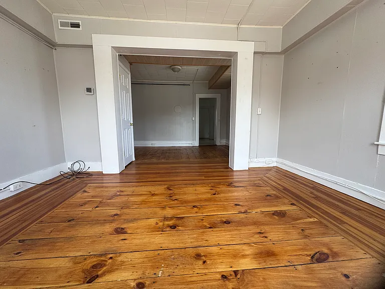 57 Walnut St #A — Photo 3