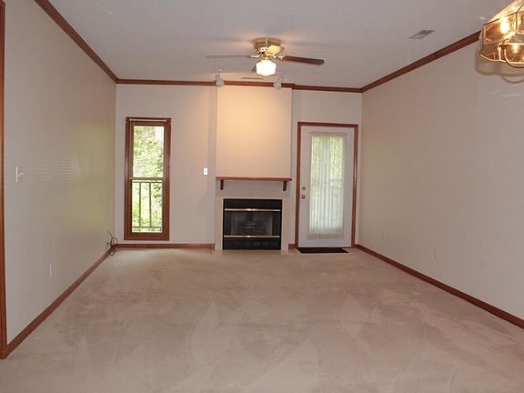 4th image of 2120 Saint Marys Blvd APT B1