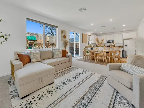 7617 Flatbow Way, Sacramento, CA 95829