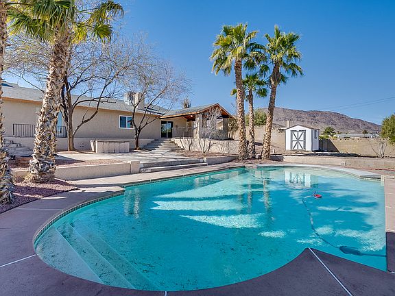 2nd image of 240 E Delamar Dr