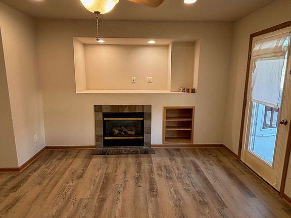 Gas fireplace/nook
