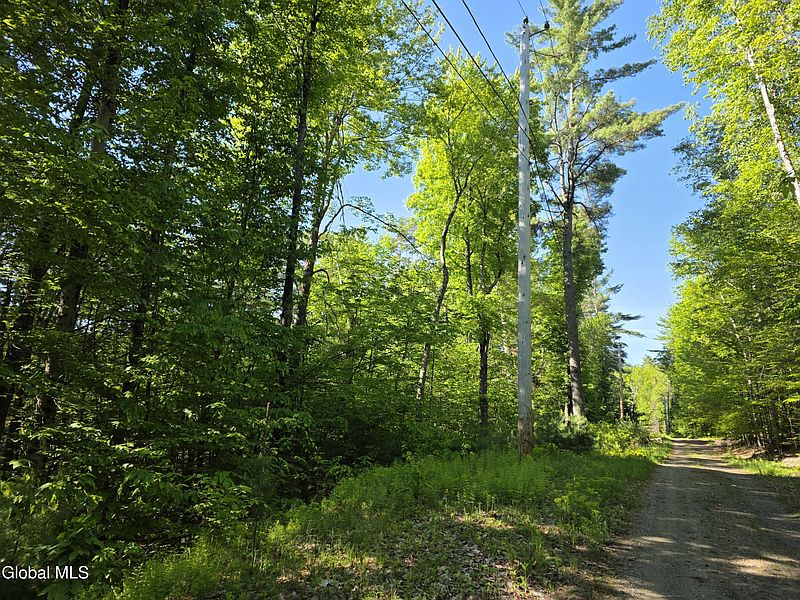 4th image of L5 Clearwater Lake Road
