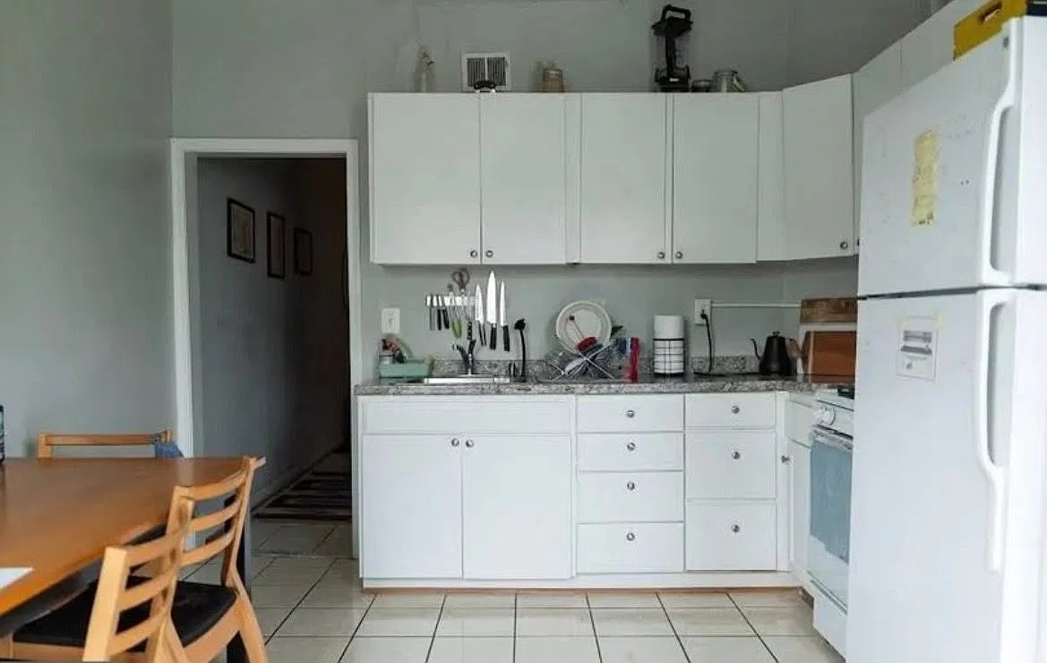 1 bed, 1.0 bath, 1300 sqft, $1,500 — Photo 4